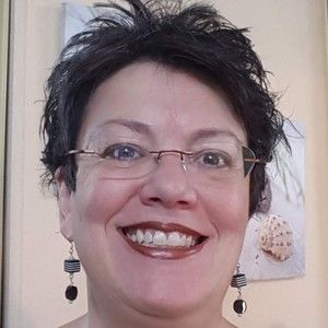 Meet your Posher, Robin